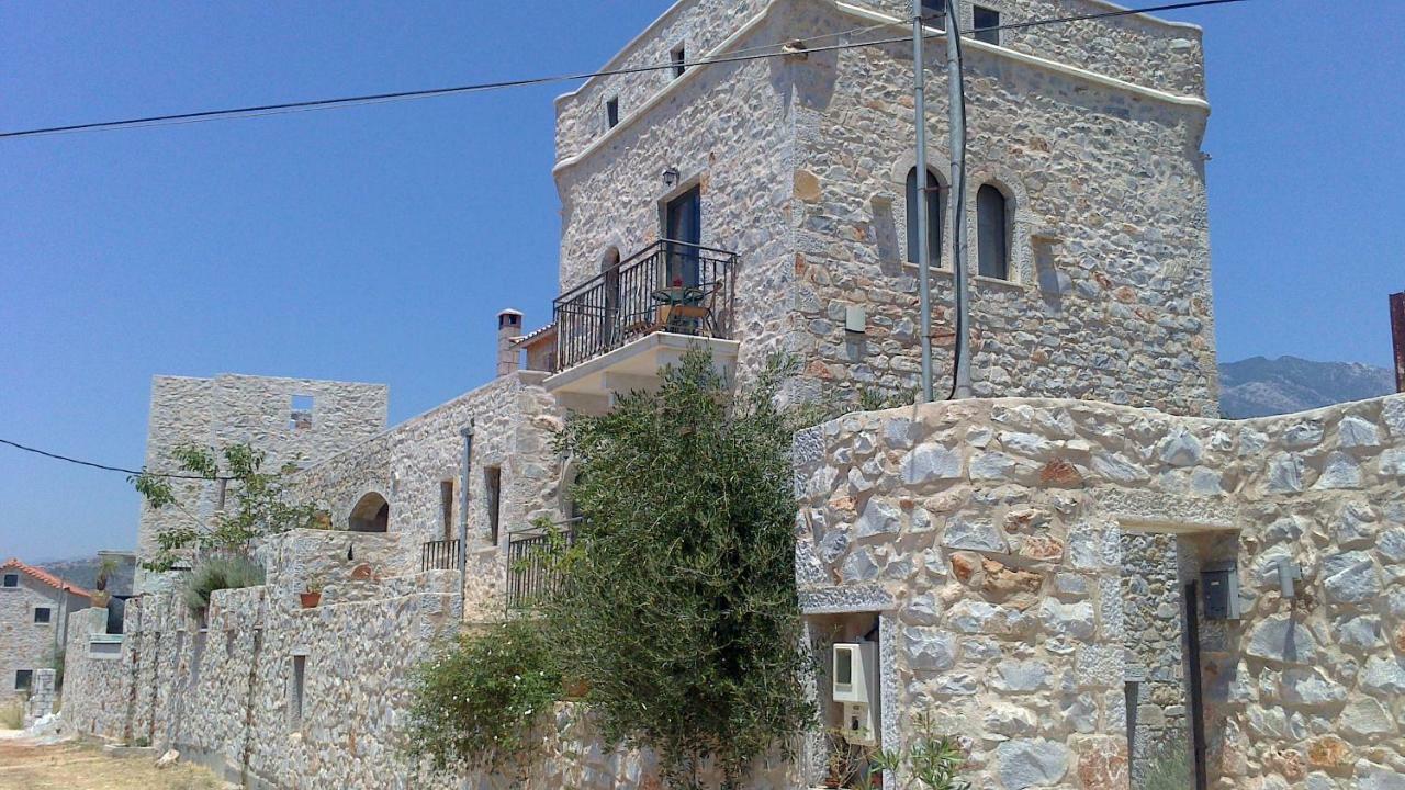 Mani Stone Towers 호텔 Kotronion  외부 사진
